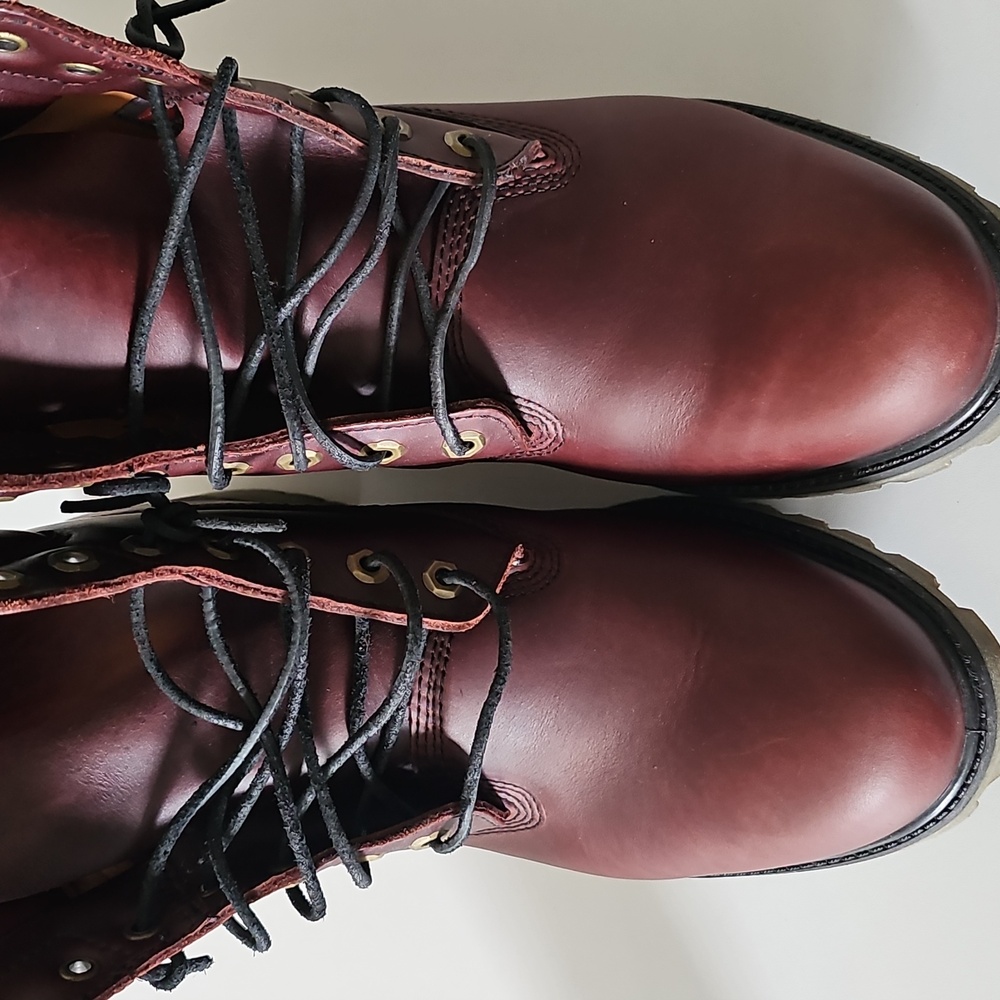 Timberland Burgundy Leather Boots